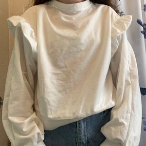 White Frilled Sleeve Sweater/Top